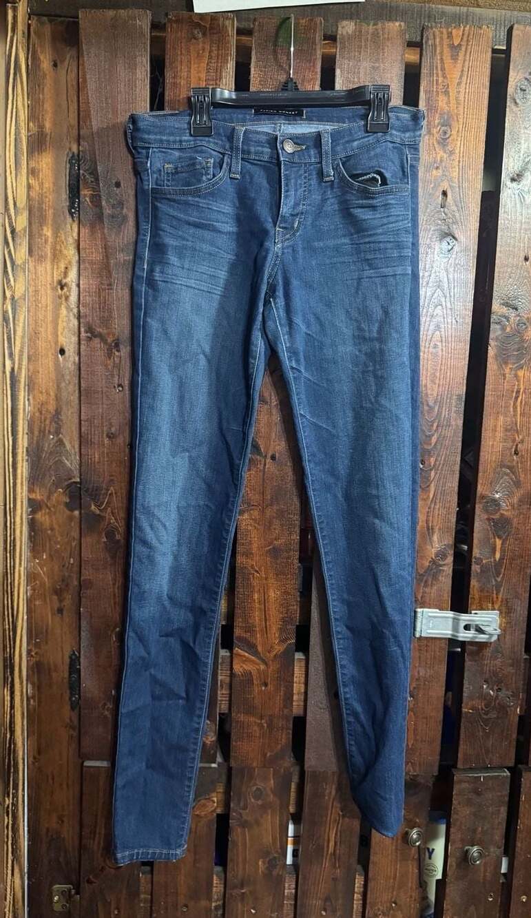 Flying Monkey Size 27 Skinny Jeans